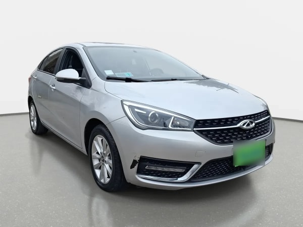 Chery Arrizo 5 1.5 Gls 4x2 Mt 4p año 2023 Chery Arrizo 5 1.5 Gls 4x2 Mt 4p año 2023