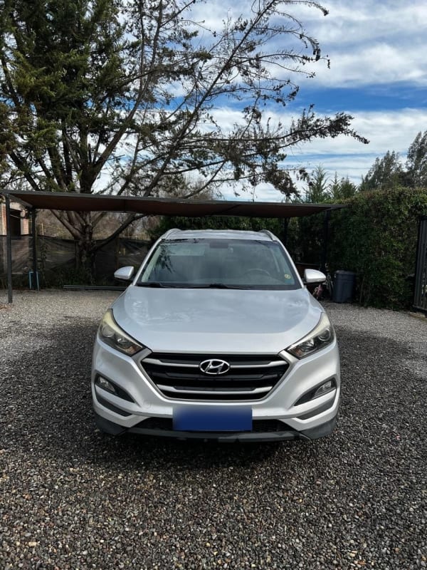 HYUNDAI TUCSON 2.0 Tl Crdi E6 At 4x4 Limited Fl Diesel año 2018