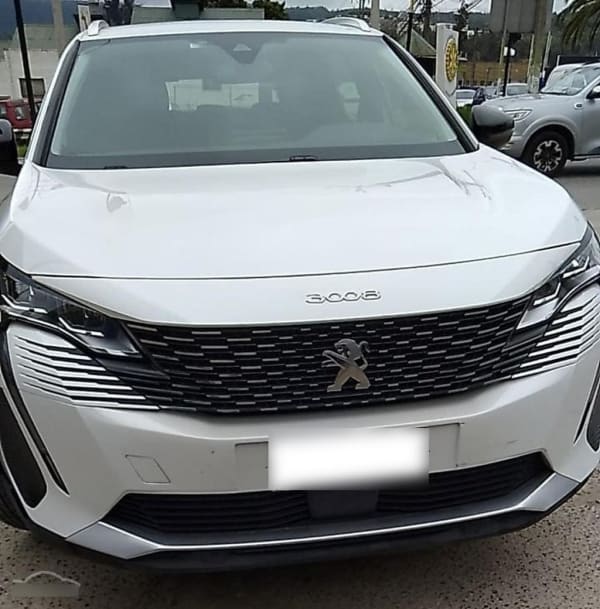 PEUGEOT 3008 1.5 Active Bluehdi 130 Mt Diesel año 2022