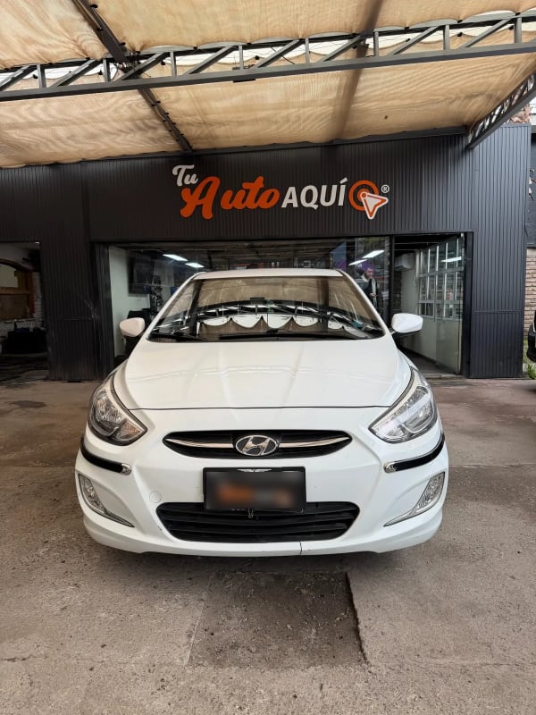 HYUNDAI ACCENT 1.4 Rb Sdn Gl Ac 2ab Mt año 2016 HYUNDAI ACCENT 1.4 Rb Sdn Gl Ac 2ab Mt año 2016