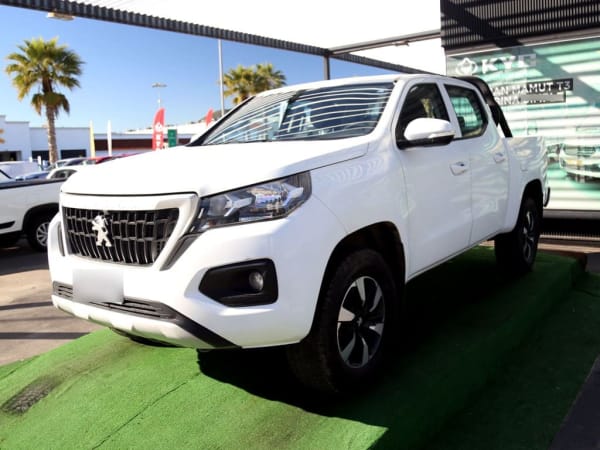 Peugeot Landtrek Hdi 1.9 4x2 año 2023 Peugeot Landtrek Hdi 1.9 4x2 año 2023