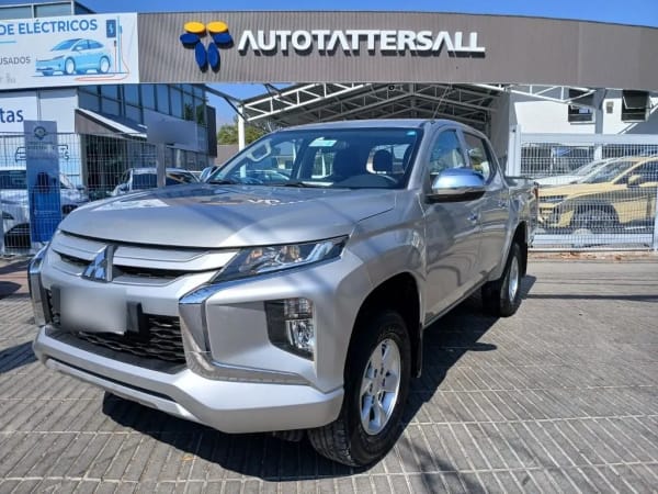 Mitsubishi L200 L200 Katana Crt 4x4 2.4 año 2021