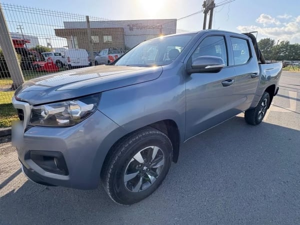 Peugeot Landtrek 4x4 1.9 Mt año 2023 Peugeot Landtrek 4x4 1.9 Mt año 2023