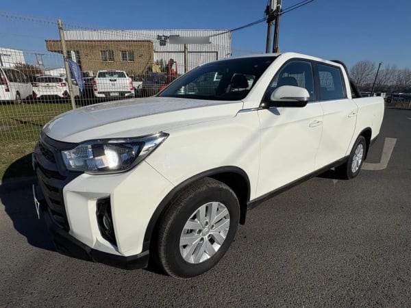 Ssangyong Grand Musso 2.2 Mt 4x2 Diesel año 2022 Ssangyong Grand Musso 2.2 Mt 4x2 Diesel año 2022