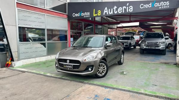 Suzuki Swift Gl Sport 1.2 año 2022 Suzuki Swift Gl Sport 1.2 año 2022