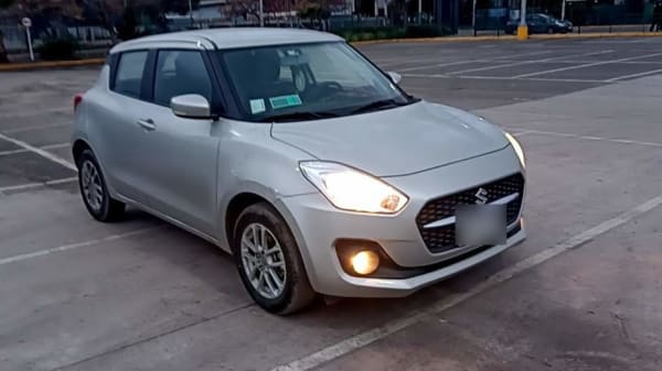 Suzuki Swift 1.2 Gl Sport 4x2 Hb Amt At 5p año 2023 Suzuki Swift 1.2 Gl Sport 4x2 Hb Amt At 5p año 2023