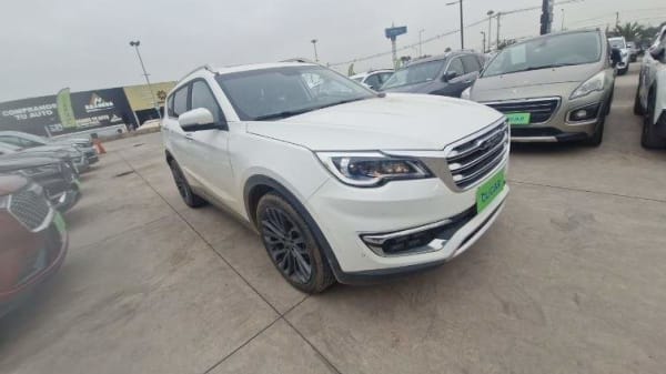 Jetour X70 1.5t Lux 4x2 At 5p año 2024 Jetour X70 1.5t Lux 4x2 At 5p año 2024