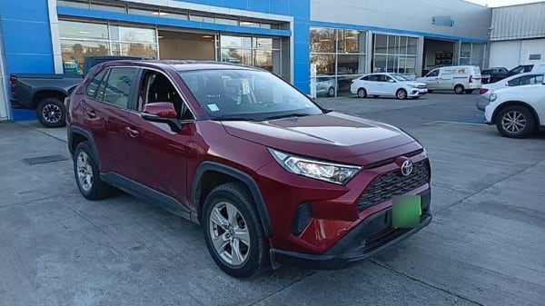 Toyota Rav 4 2.0 Le 4x2 Mt 5p año 2022 Toyota Rav 4 2.0 Le 4x2 Mt 5p año 2022