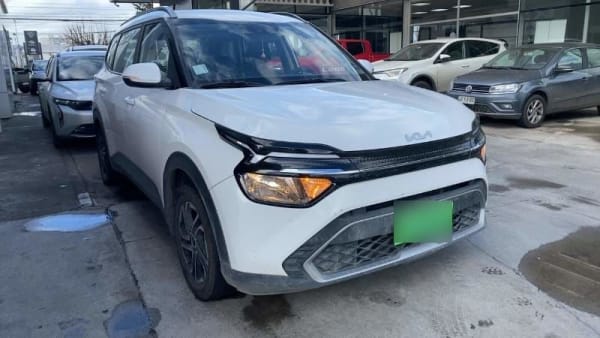 Kia Carens 1.4l Ex Turbo-Gdi 4x2 7dct At 5p año 2023 Kia Carens 1.4l Ex Turbo-Gdi 4x2 7dct At 5p año 2023