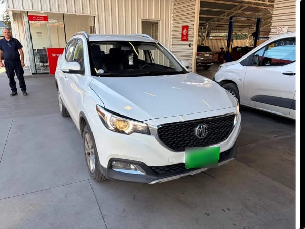 MG Mg Zs 1.5 Std 4x2 Mt 5p año 2023 MG Mg Zs 1.5 Std 4x2 Mt 5p año 2023