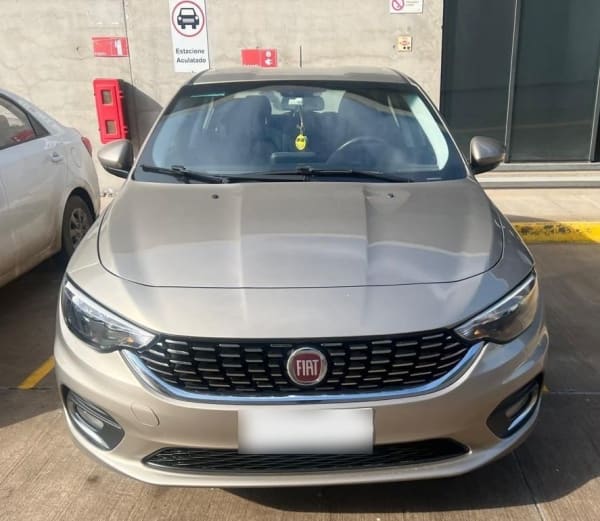 FIAT TIPO 1.6 Lounge At año 2020 FIAT TIPO 1.6 Lounge At año 2020