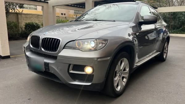 BMW X6 3.0 Xdrive 50 I M Package At 4x4 año 2015 BMW X6 3.0 Xdrive 50 I M Package At 4x4 año 2015