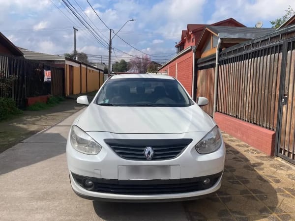 RENAULT FLUENCE 2.0 Authentique Mt año 2012