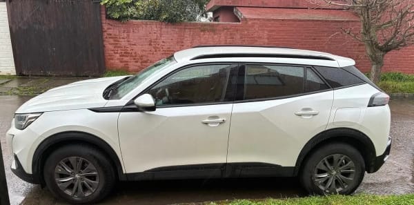 PEUGEOT 2008 1.2 Premier Puretech 130 Mt año 2020 PEUGEOT 2008 1.2 Premier Puretech 130 Mt año 2020