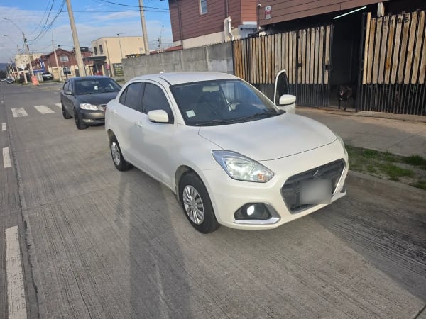 SUZUKI DZIRE 1.2 Gl Sport Mt año 2023 SUZUKI DZIRE 1.2 Gl Sport Mt año 2023