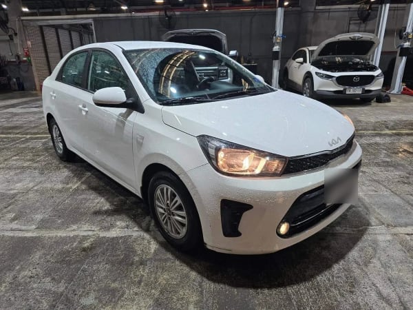 Kia Soluto 1.4 Ex Full 4x2 Mt 4p año 2024