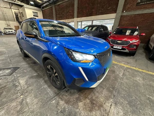 Peugeot 2008 1.2 Allure Pack Puretech 130hp Mt 5p año 2024 Peugeot 2008 1.2 Allure Pack Puretech 130hp Mt 5p año 2024