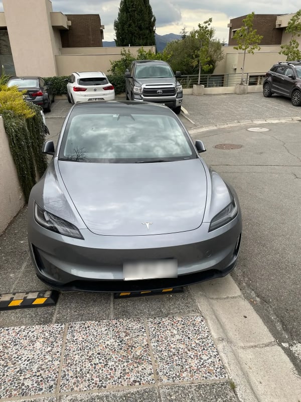 Tesla Model 3 0.0 Standard Range Plus At 4x4 Electrico año 2025 Tesla Model 3 0.0 Standard Range Plus At 4x4 Electrico año 2025