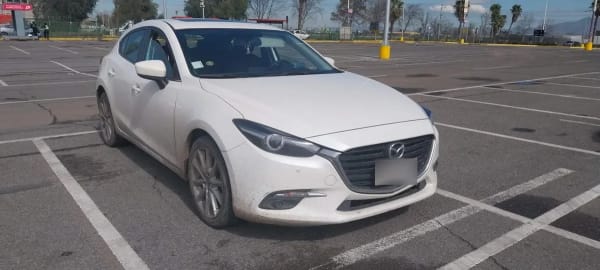 Mazda 3 2.5 Gt Sport 4x2 Audio Bose 6mt 5p año 2019 Mazda 3 2.5 Gt Sport 4x2 Audio Bose 6mt 5p año 2019