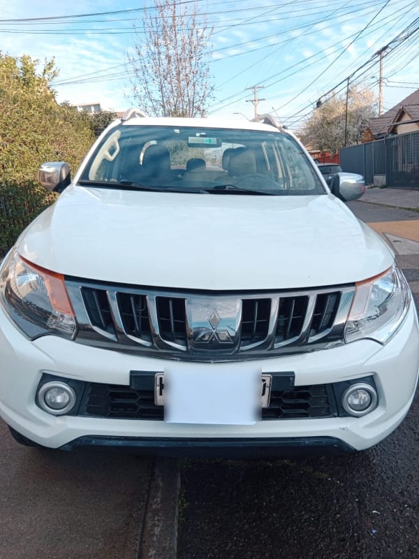MITSUBISHI L200 2.4 Work Cr Wf Mt 4x2 Diesel año 2018 MITSUBISHI L200 2.4 Work Cr Wf Mt 4x2 Diesel año 2018