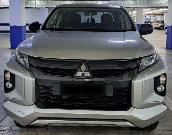 MITSUBISHI L200 2.4 Td Work Cr Wf Mt 4x2 Diesel año 2021 MITSUBISHI L200 2.4 Td Work Cr Wf Mt 4x2 Diesel año 2021