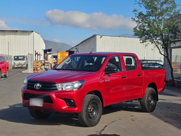 Toyota Hilux Dc 4x4 2.4 D Dx Mt año 2023 Toyota Hilux Dc 4x4 2.4 D Dx Mt año 2023