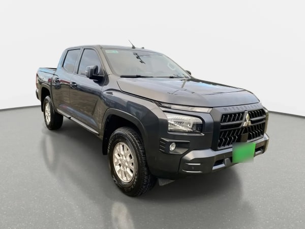 Mitsubishi L200 2.4 Katana Xrt Diesel 4x4 Dob. Cab. Euro6 Mt 4p año 2026 Mitsubishi L200 2.4 Katana Xrt Diesel 4x4 Dob. Cab. Euro6 Mt 4p año 2026