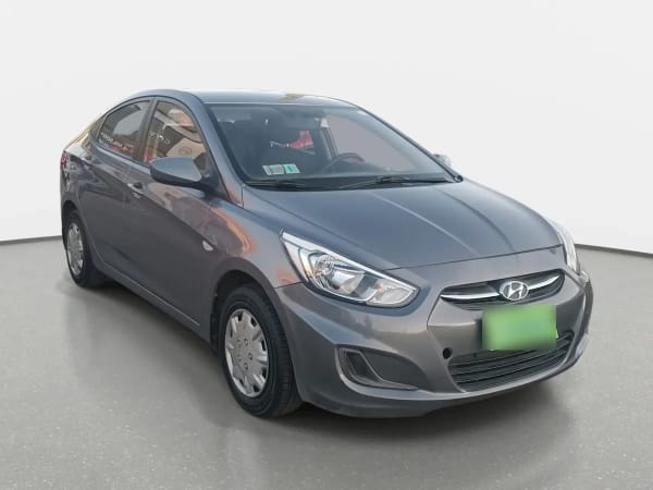 Hyundai Accent 1.4 Gl Rb 4x2 Sdn 2ab Ac Abs At 4p año 2016