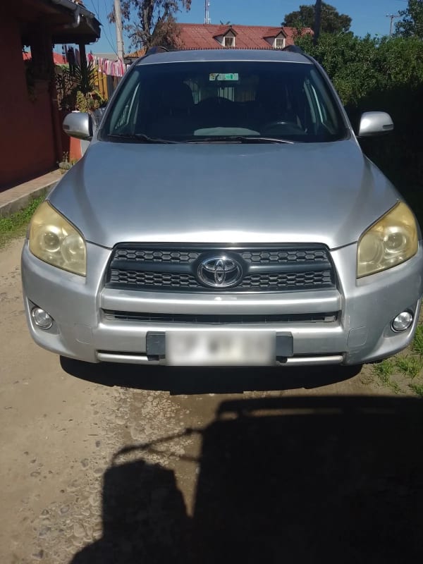 Toyota Rav4 2.5 Advantage Super Lujo 4x2 At año 2010