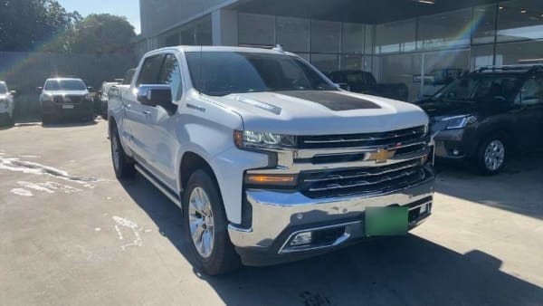 Chevrolet Silverado 5.3 Ltz 4wd Cc Dob. Cab. At 4p año 2019 Chevrolet Silverado 5.3 Ltz 4wd Cc Dob. Cab. At 4p año 2019