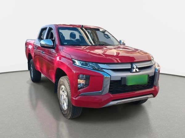 Mitsubishi L200 2.2 Katana Crt Diesel Dob. Cab. 4x4 Mt 4p año 2024 Mitsubishi L200 2.2 Katana Crt Diesel Dob. Cab. 4x4 Mt 4p año 2024