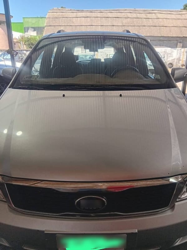 KIA MOTORS GRAND CARNIVAL Otra año 2012
