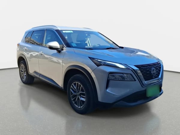 Nissan X-Trail 2.5 Sense 4x2 3row Cvt At 5p año 2024 Nissan X-Trail 2.5 Sense 4x2 3row Cvt At 5p año 2024
