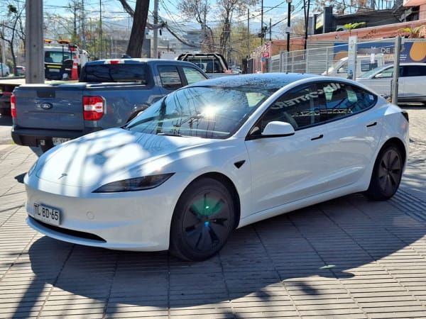 Tesla Model 3 Model 3 Long Range Awd Dual Motor año 2024