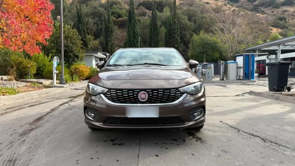 FIAT TIPO 1.6 Lounge L At año 2019 FIAT TIPO 1.6 Lounge L At año 2019