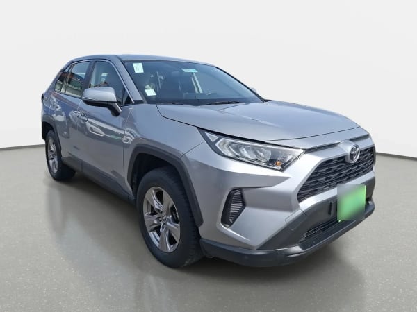 Toyota Rav 4 2.0 Le 4x2 Mt 5p año 2022
