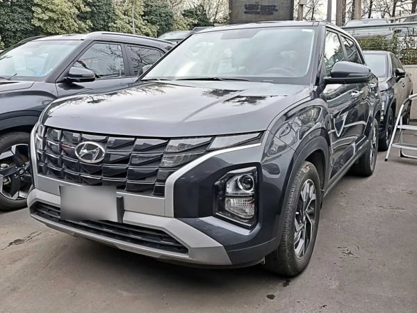 Hyundai Creta 1.5 Plus 4x2 Cvt At 5p año 2024 Hyundai Creta 1.5 Plus 4x2 Cvt At 5p año 2024