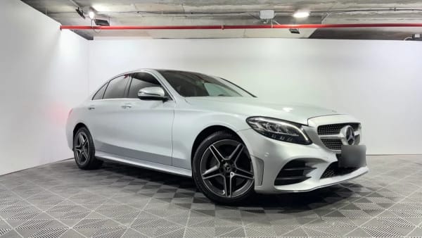 Mercedes-Benz C300 2.0 Fl At año 2019