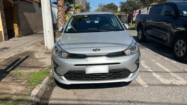 Kia Rio 5 1.4 Lx Ac Mt año 2022