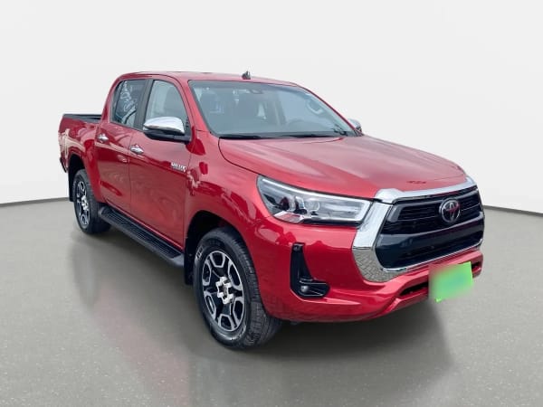 Toyota Hilux 2.8 Srv Diesel 4x4 Dob. Cab. At 4p año 2024