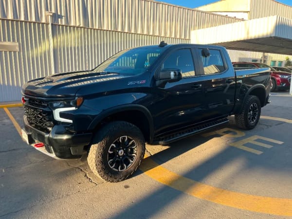 Chevrolet Silverado 6.2 Zr2 4x4 At 4p año 2024 Chevrolet Silverado 6.2 Zr2 4x4 At 4p año 2024