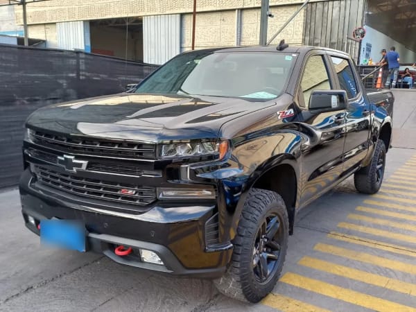 Chevrolet Silverado 5.3 Lt Trailboss Z71 4x4 At 4p año 2022 Chevrolet Silverado 5.3 Lt Trailboss Z71 4x4 At 4p año 2022