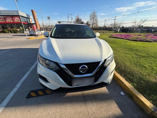 Nissan Qashqai 2.0 Advance Cvt Ac At 4x2 año 2018 Nissan Qashqai 2.0 Advance Cvt Ac At 4x2 año 2018