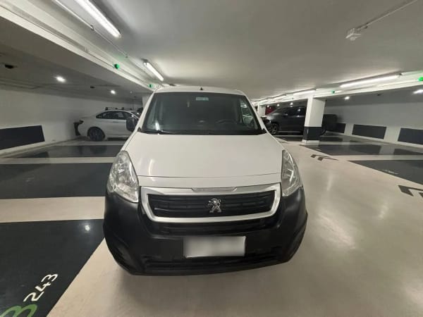 PEUGEOT PARTNER 1.6 L2 Mt Diesel año 2019 PEUGEOT PARTNER 1.6 L2 Mt Diesel año 2019