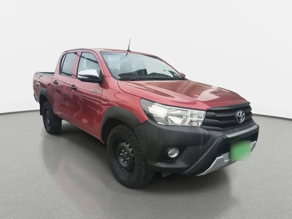 Toyota Hilux 2.4 Dx Diesel 4x4 Dob. Cab. 7ab Mt 4p año 2023 Toyota Hilux 2.4 Dx Diesel 4x4 Dob. Cab. 7ab Mt 4p año 2023