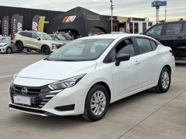 Nissan Versa Sense 1.6 Mt año 2024 Nissan Versa Sense 1.6 Mt año 2024