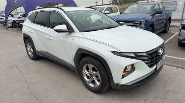 Hyundai Tucson 1.6 Nx4 Plus 2wd At 5p año 2023 Hyundai Tucson 1.6 Nx4 Plus 2wd At 5p año 2023