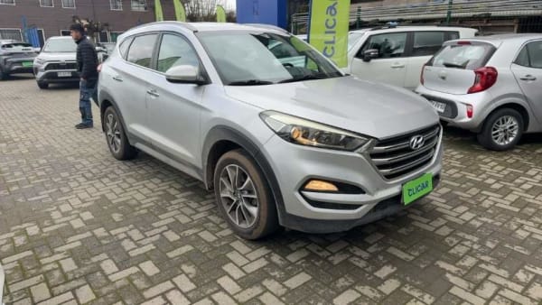Hyundai Tucson 2.0 Crdi Diesel Premium Nav 4wd At 5p año 2018 Hyundai Tucson 2.0 Crdi Diesel Premium Nav 4wd At 5p año 2018