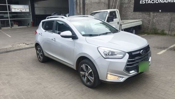 JAC Js2 1.5 Luxury 4x2 Mt 5p año 2021