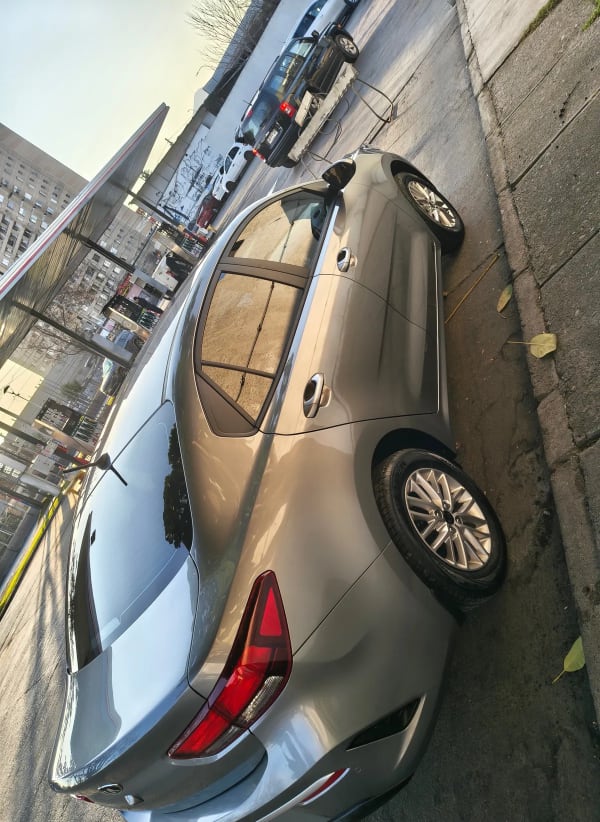 KIA MOTORS RIO 4 Rio 4 Lx 1.4l 6mt Ac año 2022